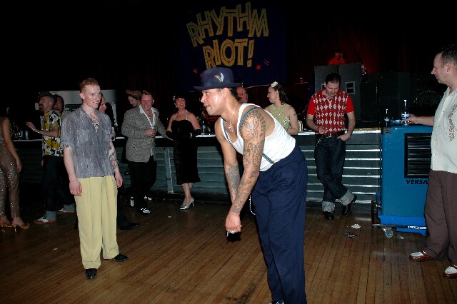 min 2006 11 26 riot 510